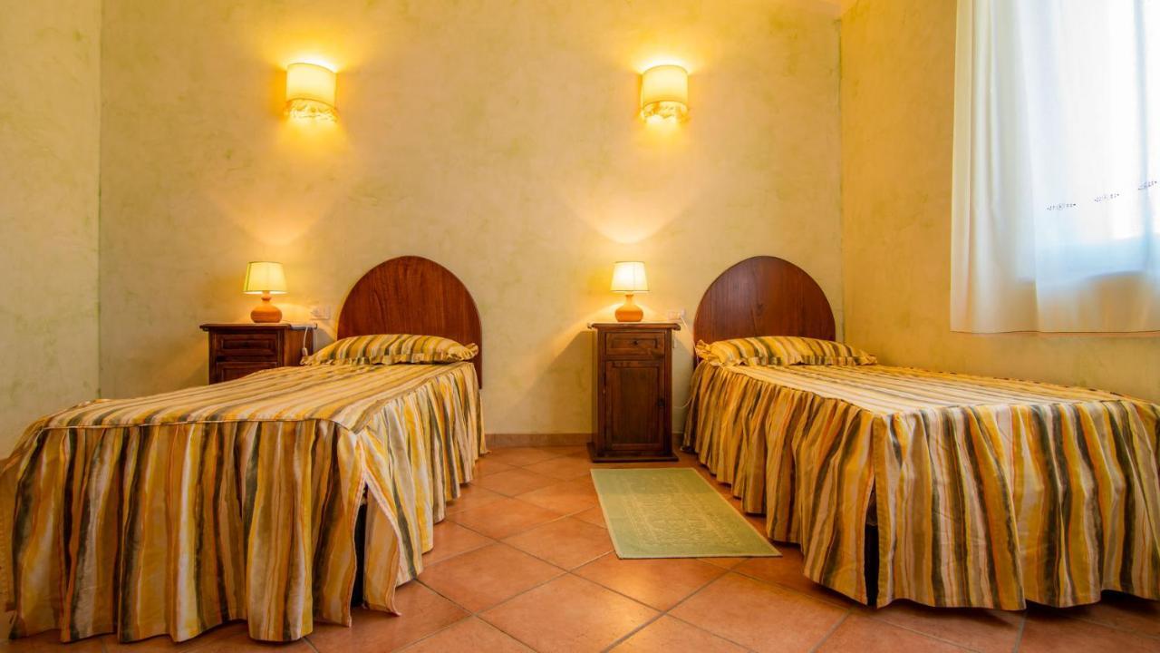 Agriturismo Carrucana Martis エクステリア 写真