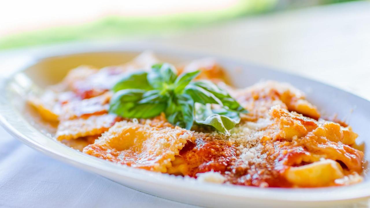 Agriturismo Carrucana Martis エクステリア 写真